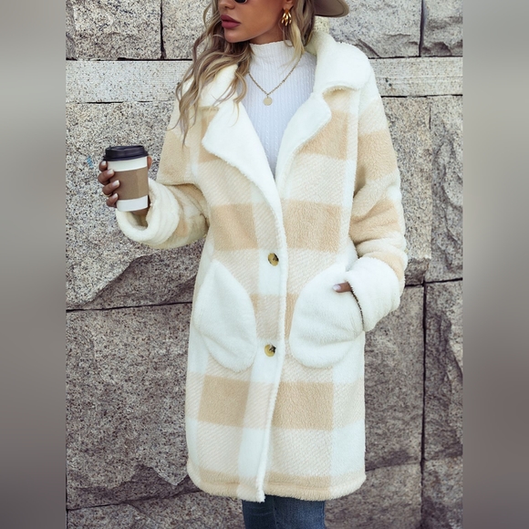 Jackets & Blazers - Plaid Button Down Coat with Pockets!!
